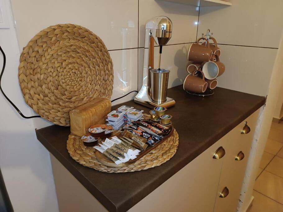 Studio 'Katerina By The Sea' ซาลามีส ภายนอก รูปภาพ