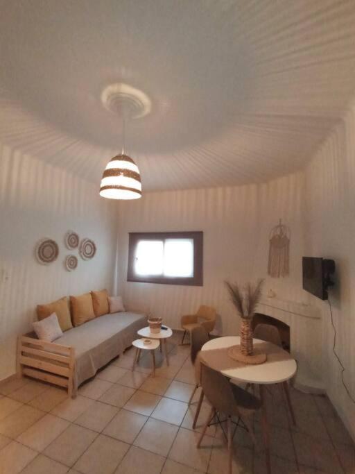 Studio 'Katerina By The Sea' ซาลามีส ภายนอก รูปภาพ